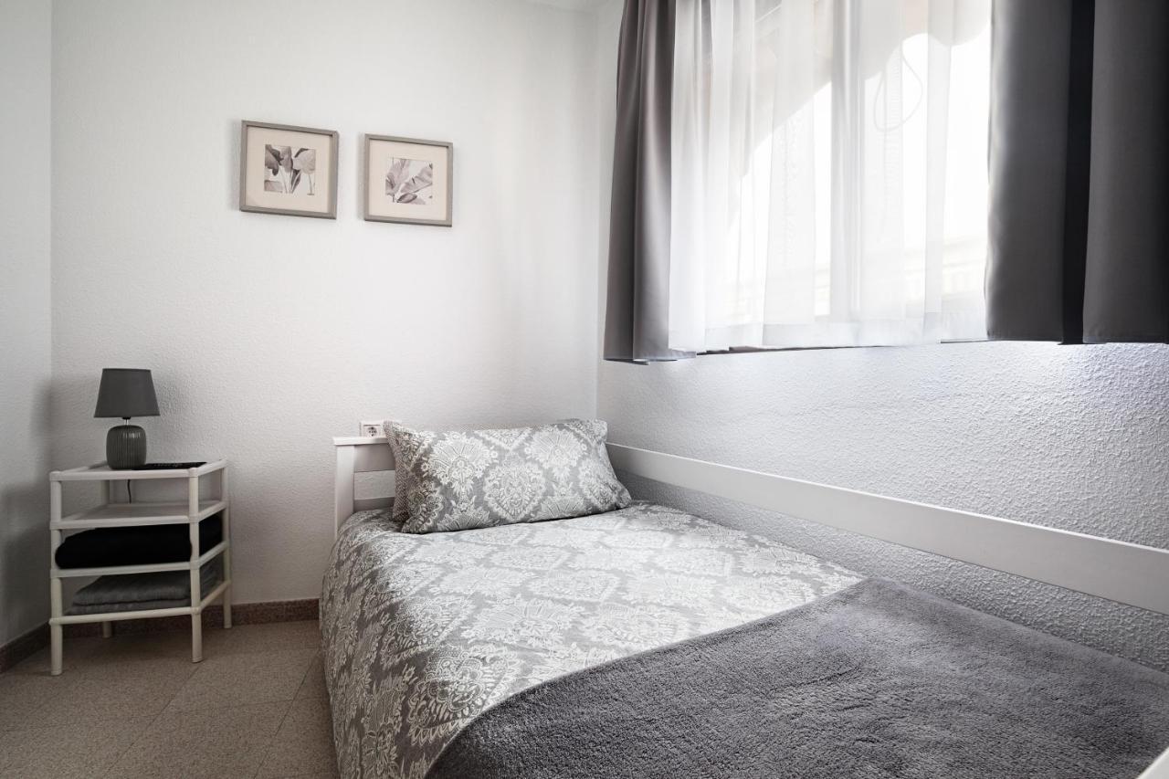 Hola Mar Apartment Torrevieja Ngoại thất bức ảnh