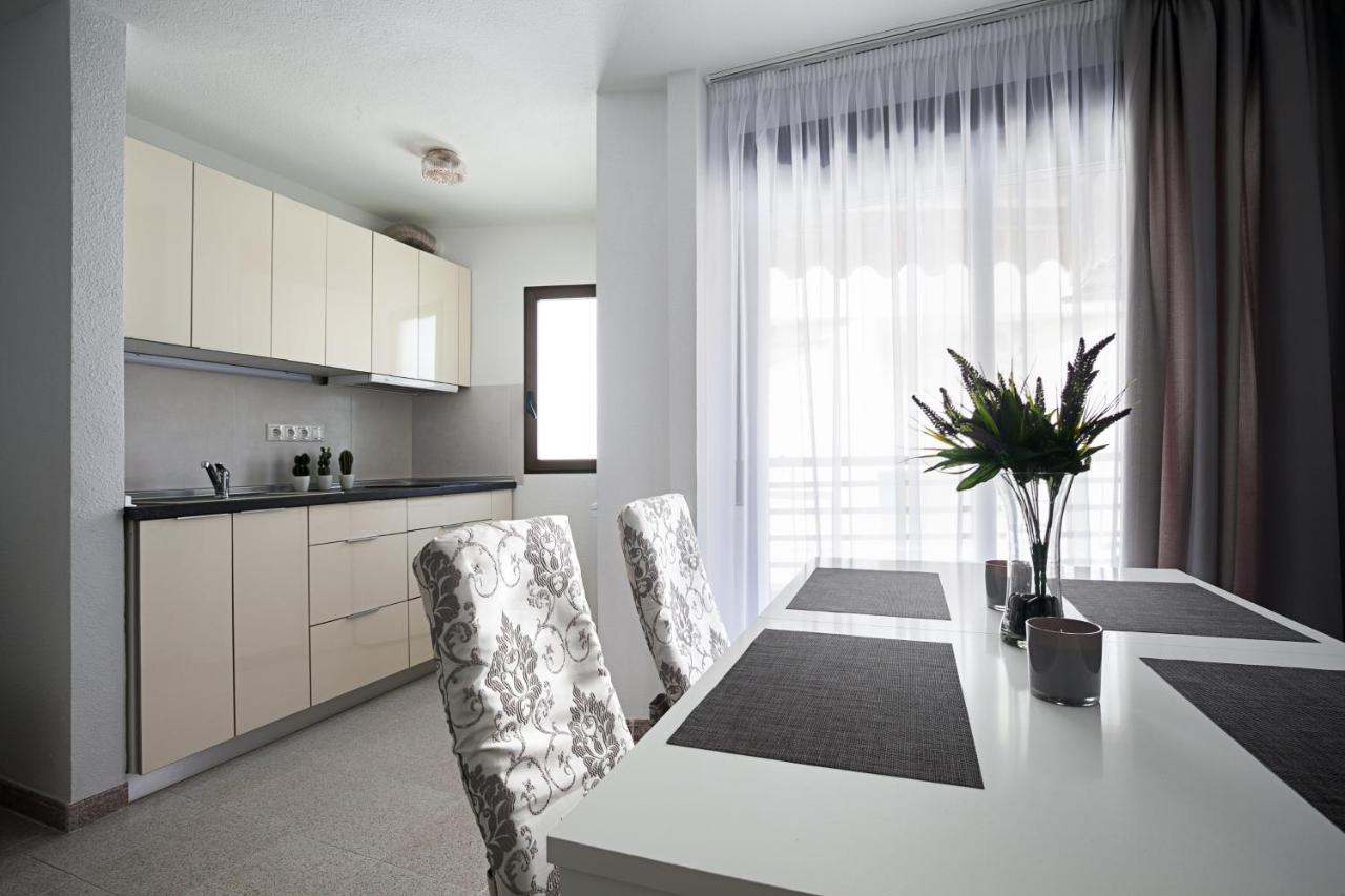 Hola Mar Apartment Torrevieja Ngoại thất bức ảnh